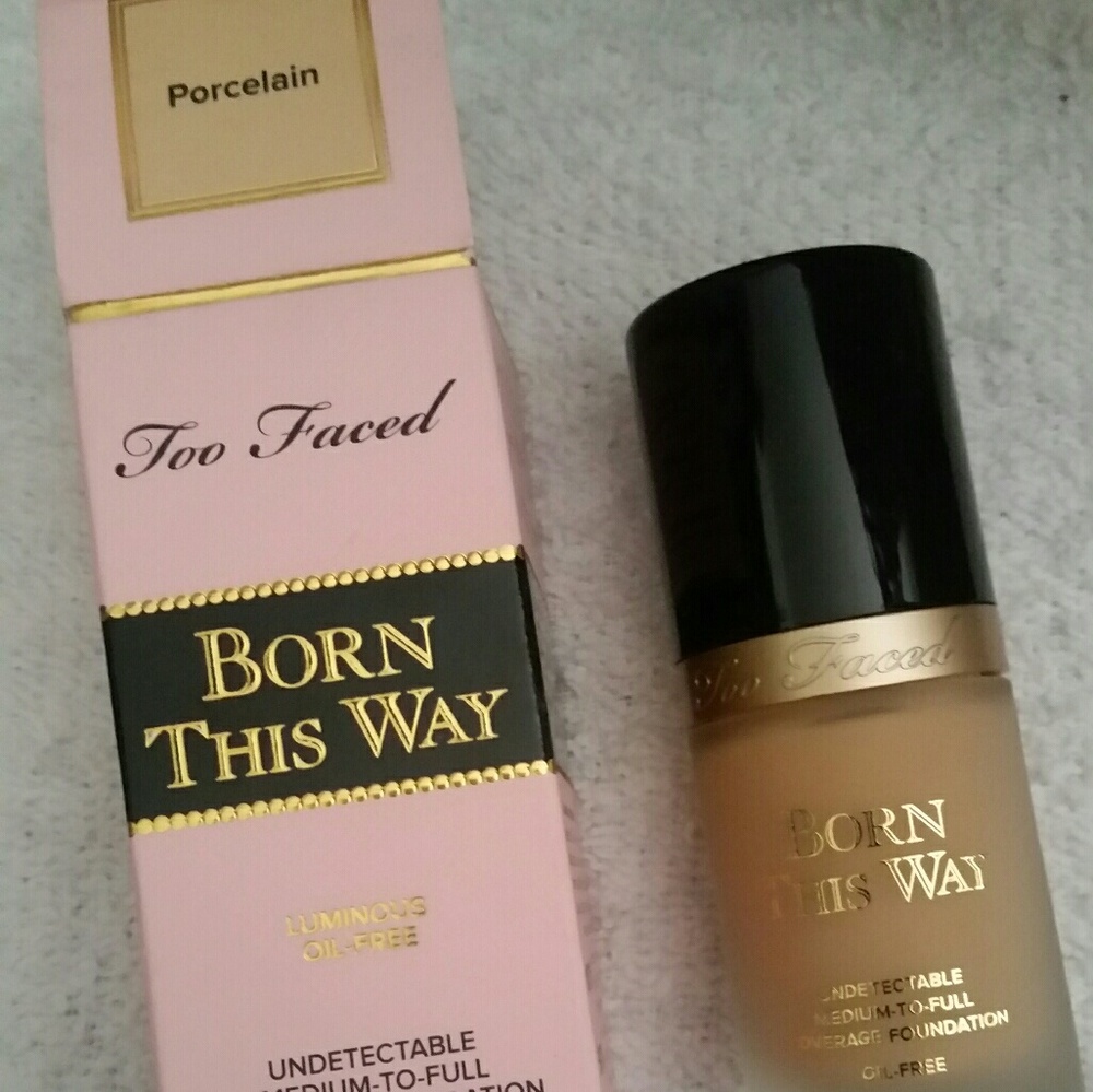 Too Faced Born This Way